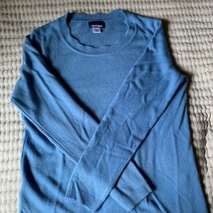 Blue long sleeve thin sweater